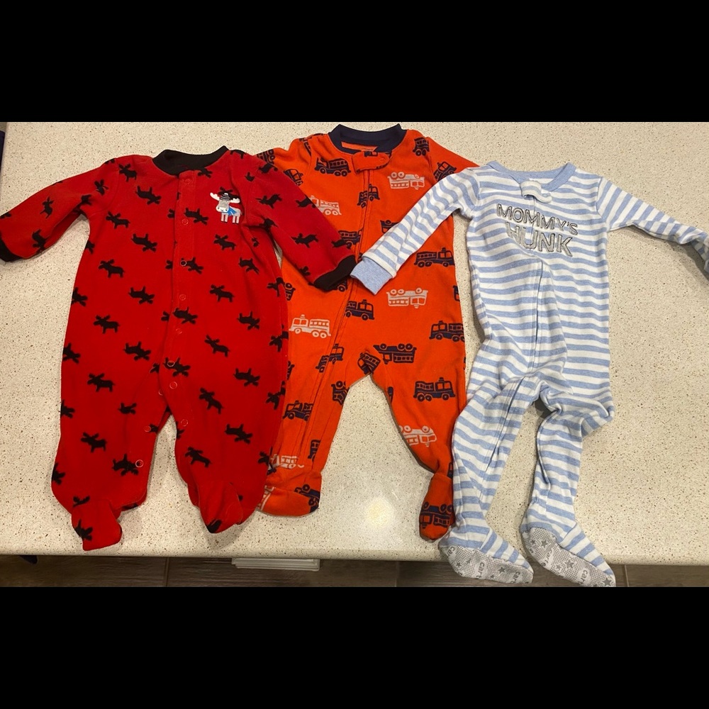 Carters Baby Boy onesie bundle. 3 onesies